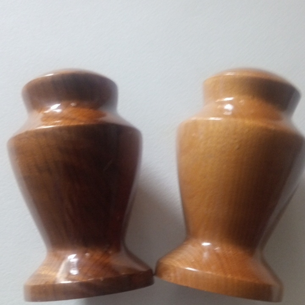 House Of Myrtlewood Hand Crafted Wooden Salt and Pepper Shakers - Brown Finish
